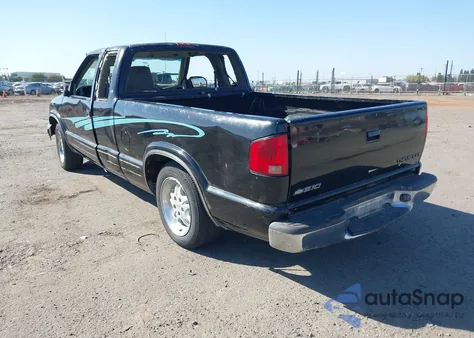 2002 Chevrolet S-10 Ls from USA, damaged, VIN 1GCCS19W028148335
